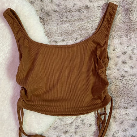 SHEIN Cropped Tank - Picture 3 of 3